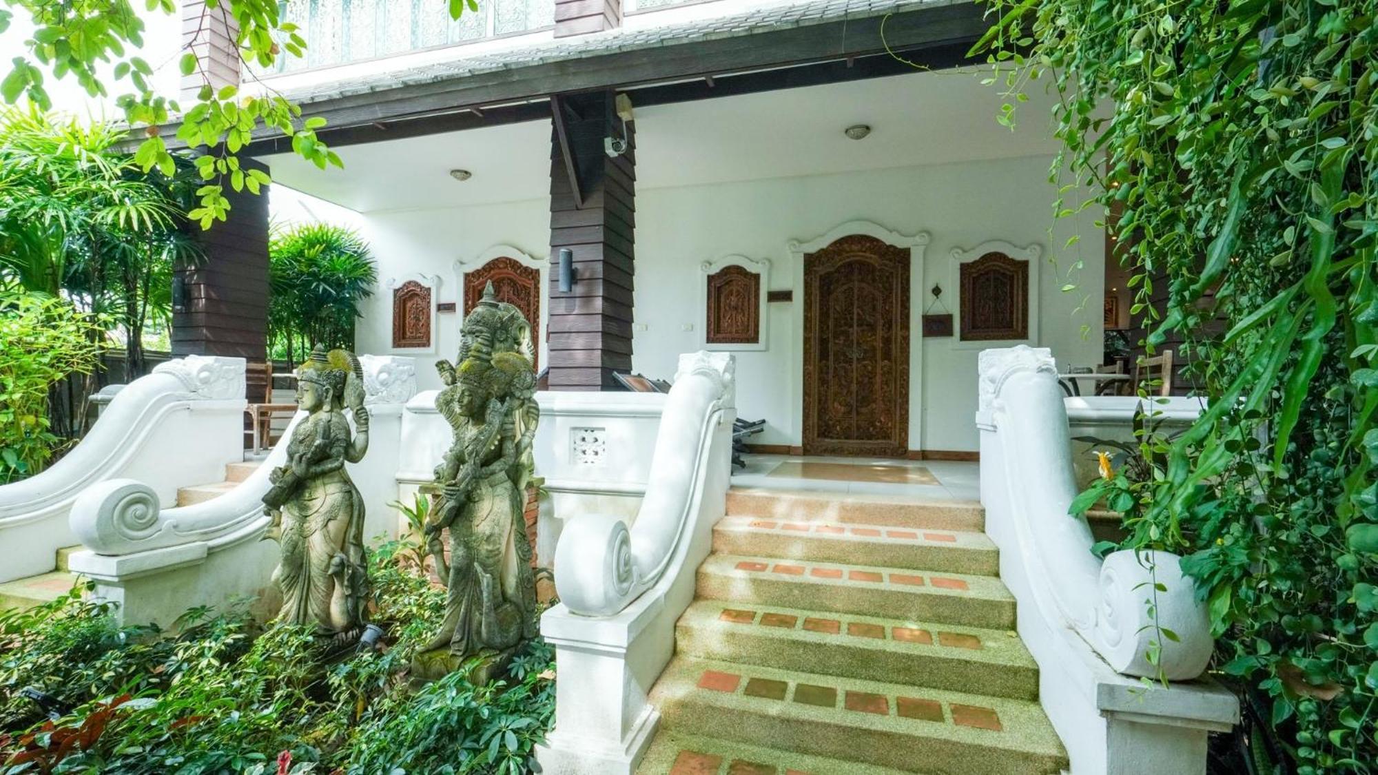 Kodchasri Thani Hotel Chiangmai Чиангмай Экстерьер фото